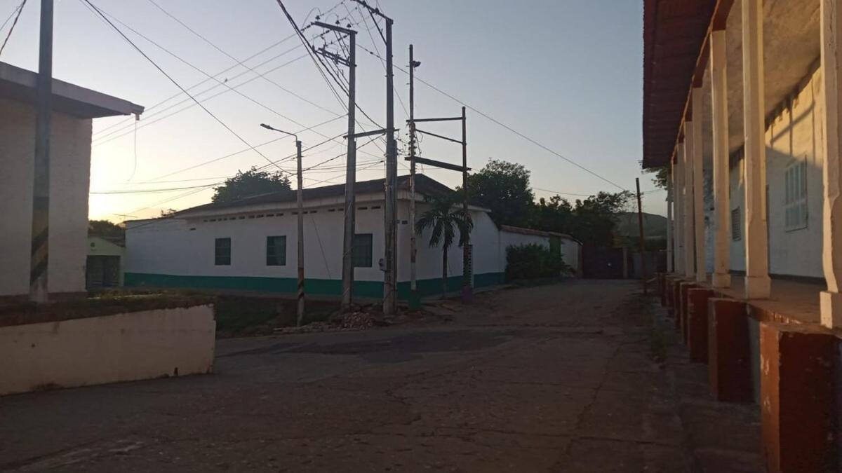La Estacion Del Refugio Hotel Girardot Buitenkant foto